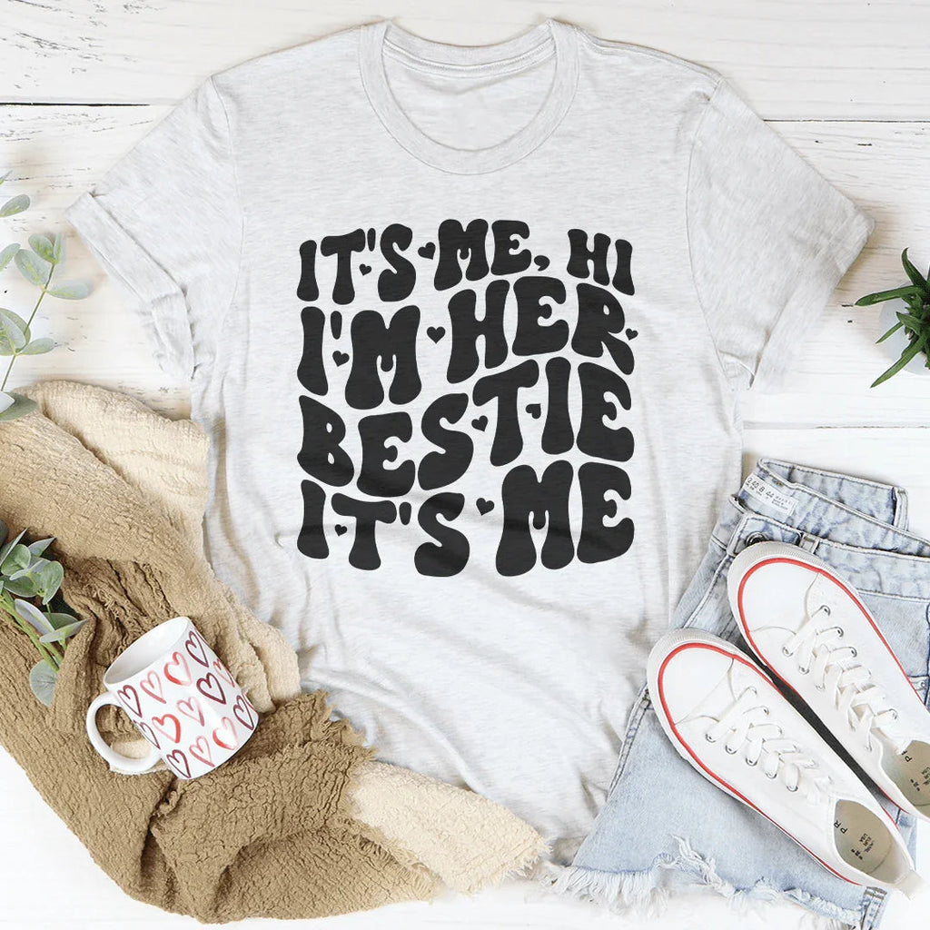 It's Me Hi I'm Her Bestie Me Tee product image 4